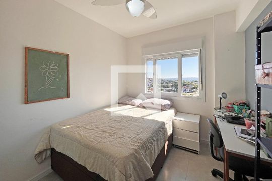 Quarto de apartamento à venda com 2 quartos, 69m² em Glória, Porto Alegre