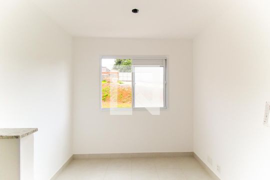Sala de apartamento para alugar com 2 quartos, 32m² em Vila Nova Curuçá, São Paulo