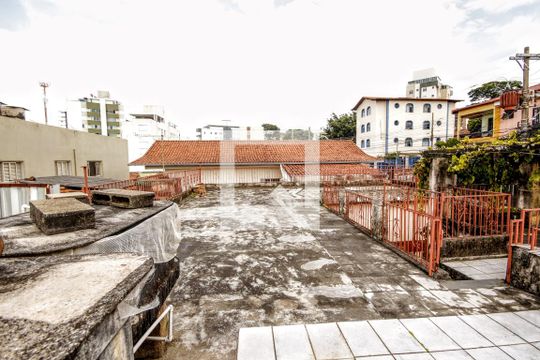 Área de casa à venda com 2 quartos, 202m² em Padre Eustáquio, Belo Horizonte