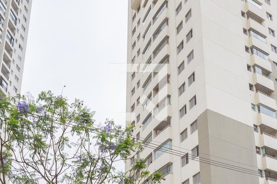 Fachada de apartamento para alugar com 2 quartos, 49m² em Barra Funda, São Paulo