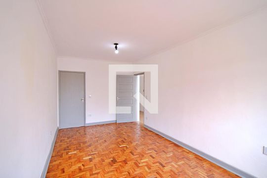 Sala de casa para alugar com 2 quartos, 250m² em Jardim Maria Rosa, Taboão da Serra