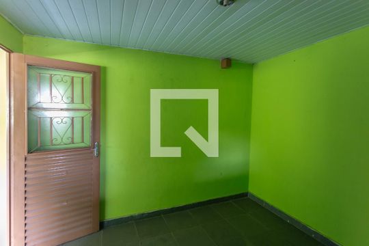 Quarto de Serviço de casa para alugar com 3 quartos, 125m² em Carlos Prates, Belo Horizonte