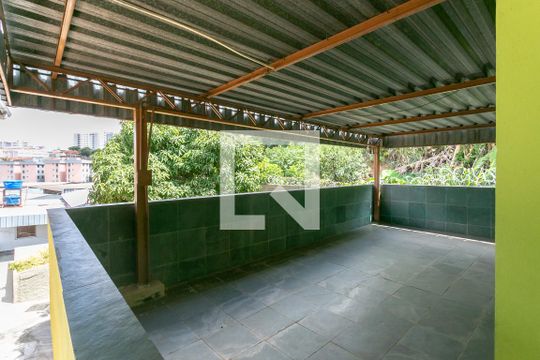 Terraço de casa para alugar com 3 quartos, 125m² em Carlos Prates, Belo Horizonte