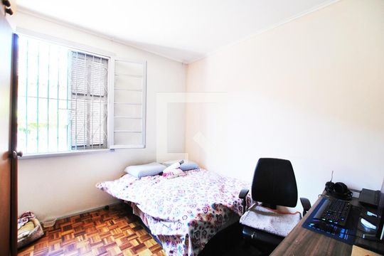 Quarto 2 - Casa 1 de casa à venda com 5 quartos, 594m² em Glória, Porto Alegre