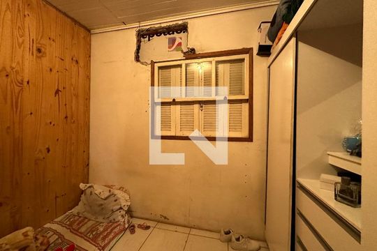 Quarto 2 de casa à venda com 6 quartos, 300m² em Santo Afonso, Novo Hamburgo