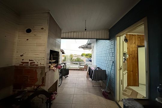 Área Externa de casa à venda com 6 quartos, 300m² em Santo Afonso, Novo Hamburgo