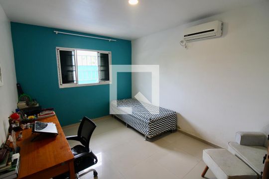 Quarto de casa para alugar com 4 quartos, 340m² em Vargem Grande, Rio de Janeiro