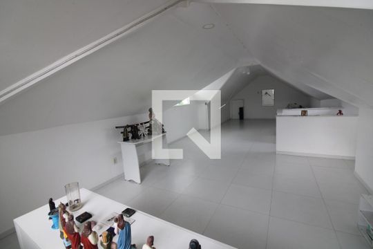 sótão de casa para alugar com 4 quartos, 340m² em Vargem Grande, Rio de Janeiro