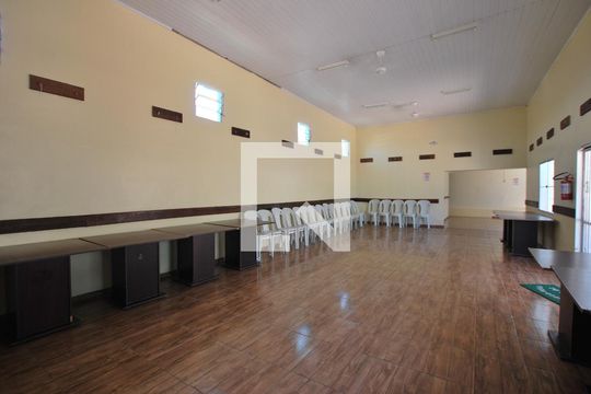 Área comum - Salão de festas de apartamento para alugar com 3 quartos, 80m² em Santa Tereza, Porto Alegre