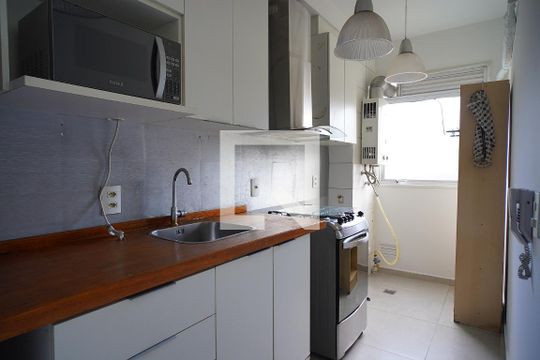 Cozinha de apartamento à venda com 2 quartos, 55m² em Sarandi, Porto Alegre