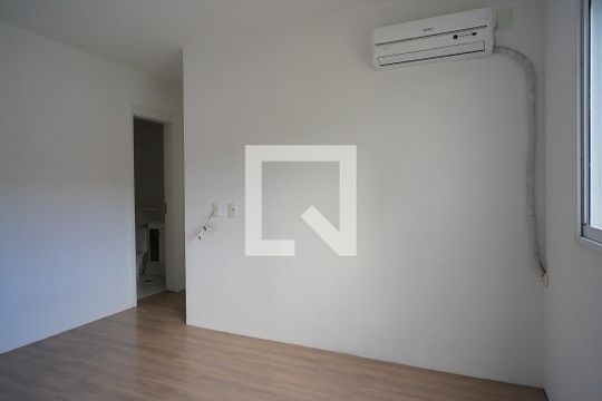 Suíte de apartamento à venda com 2 quartos, 55m² em Sarandi, Porto Alegre