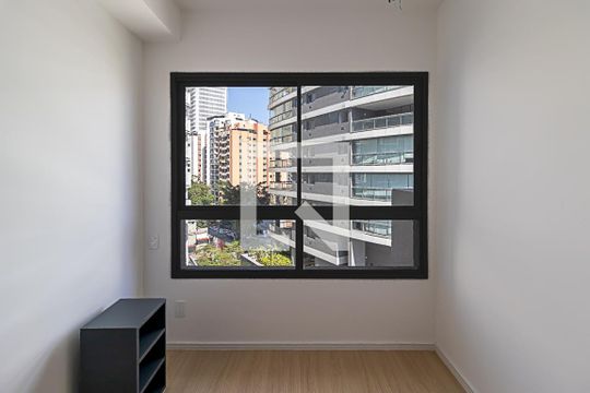 Suíte de kitnet/studio à venda com 1 quarto, 30m² em Vila Nova Conceição, São Paulo