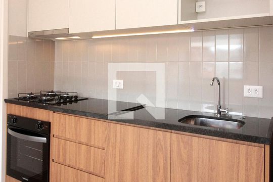 Cozinha de apartamento para alugar com 2 quartos, 34m² em Vila Buarque, São Paulo