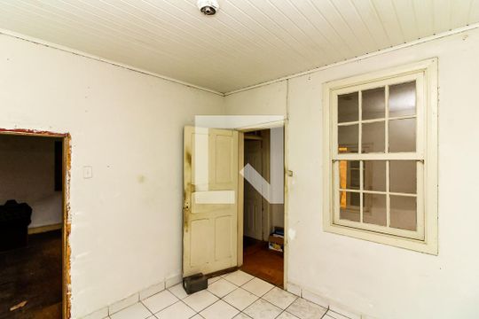 Quarto 2 de casa à venda com 4 quartos, 252m² em Vila Baruel, São Paulo