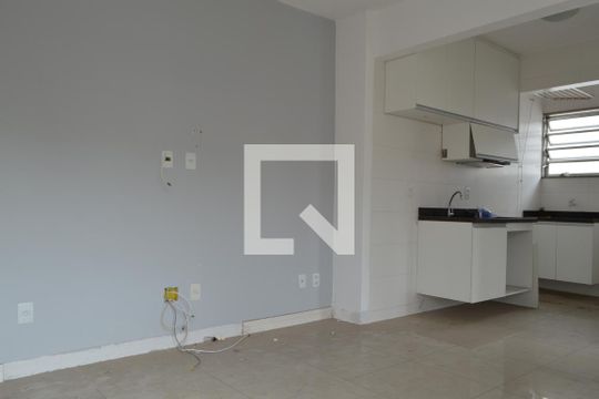 Sala de apartamento à venda com 2 quartos, 47m² em Pechincha, Rio de Janeiro