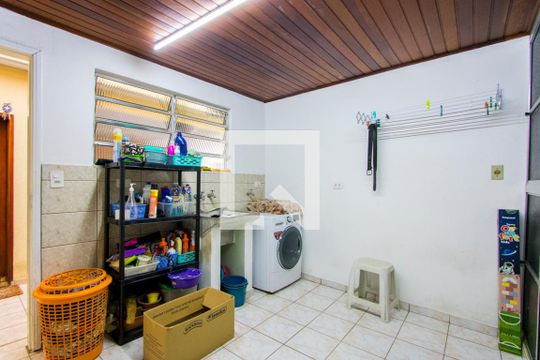 Área de serviço de apartamento para alugar com 2 quartos, 193m² em Paraíso, Santo André