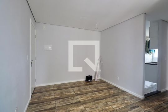 Sala de apartamento à venda com 2 quartos, 44m² em Jardim Utinga, Santo André