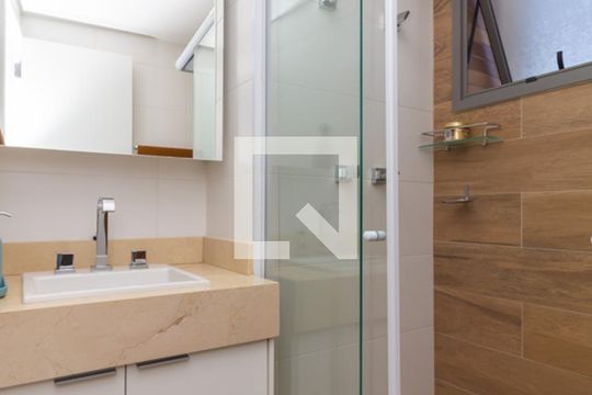 Banheiro  de apartamento à venda com 1 quarto, 27m² em Vila Mariana, São Paulo