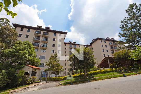 Fachada do condomínio de apartamento para alugar com 2 quartos, 65m² em Granja Viana Ii, Cotia