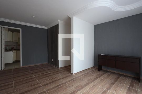 Sala de apartamento para alugar com 2 quartos, 65m² em Granja Viana Ii, Cotia