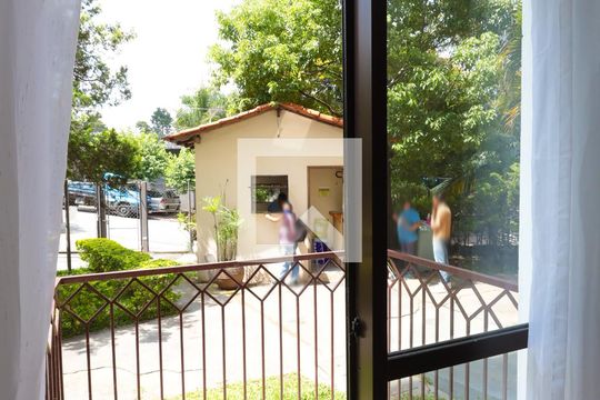Sala - varanda de apartamento para alugar com 2 quartos, 65m² em Granja Viana Ii, Cotia
