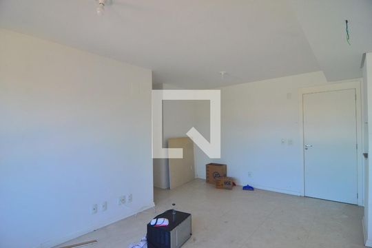 Sala e cozinha de apartamento para alugar com 2 quartos, 51m² em Fátima, Canoas