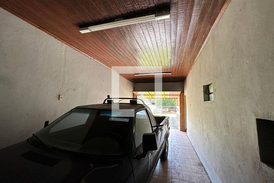 Garagem de casa à venda com 3 quartos, 140m² em Liberdade, Novo Hamburgo