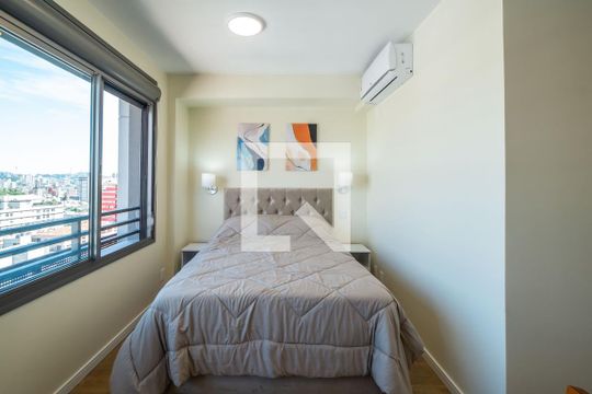 Sala/Quarto de apartamento à venda com 1 quarto, 25m² em Centro Histórico, Porto Alegre