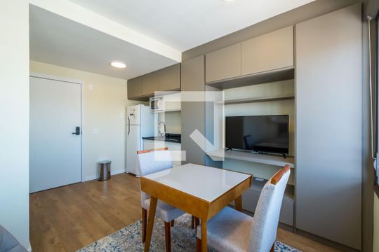 Sala/Cozinha de apartamento à venda com 1 quarto, 25m² em Centro Histórico, Porto Alegre
