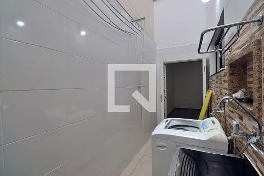 Área de Serviço de casa à venda com 4 quartos, 289m² em Parque Oratório, Santo André