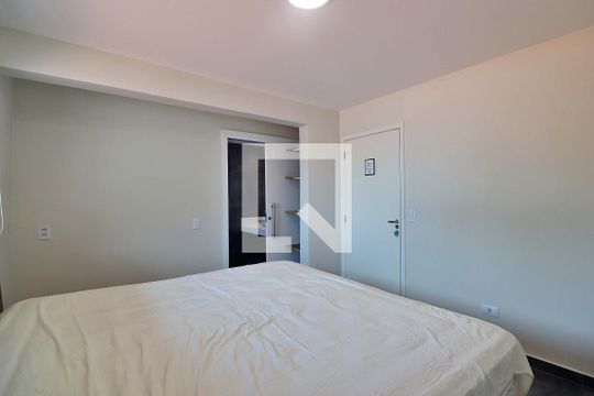 Suíte 1 de casa à venda com 4 quartos, 289m² em Parque Oratório, Santo André