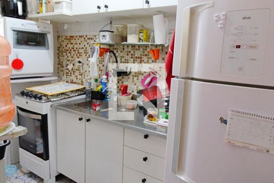 Cozinha de apartamento à venda com 2 quartos, 54m² em Vila Andrade, São Paulo