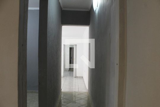 Corredor de casa para alugar com 2 quartos, 60m² em Vila Nova Curuçá, São Paulo