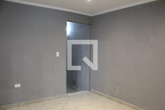 Quarto 1 de casa para alugar com 2 quartos, 60m² em Vila Nova Curuçá, São Paulo