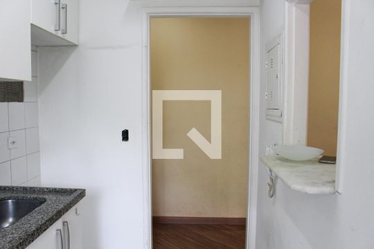 Cozinha de apartamento à venda com 2 quartos, 53m² em Vila Bruna, São Paulo