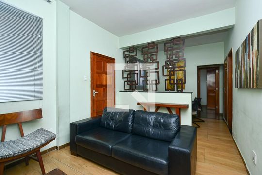 Sala de apartamento à venda com 3 quartos, 95m² em Lourdes, Belo Horizonte