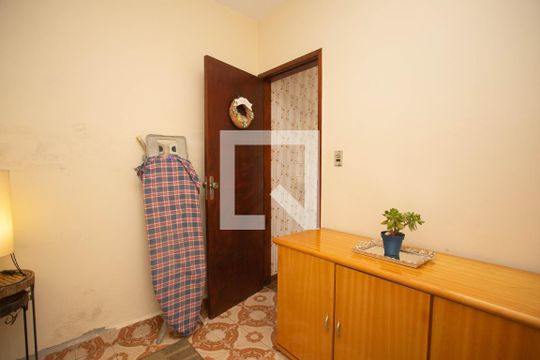 Quarto 3 de casa à venda com 3 quartos, 200m² em Vila Primavera, São Paulo
