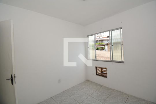 Quarto 2 do Segundo Piso de casa de condomínio para alugar com 2 quartos, 90m² em Brás de Pina, Rio de Janeiro