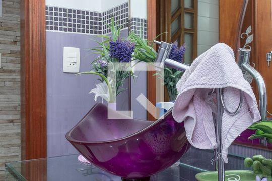 Lavabo de casa à venda com 3 quartos, 220m² em Torres Tibagy, Guarulhos