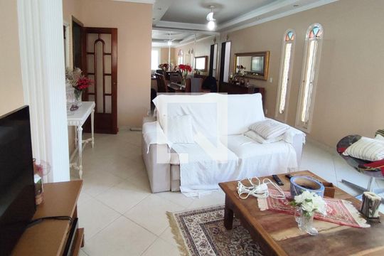 Sala 1 de casa à venda com 5 quartos, 606m² em Pechincha, Rio de Janeiro