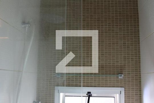 Banheiro de apartamento para alugar com 1 quarto, 57m² em Jardim Goiás, Goiânia