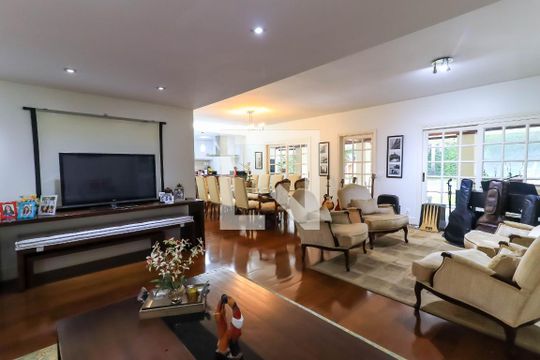 Sala de casa de condomínio à venda com 4 quartos, 581m² em Residencial Morumbi, São Paulo