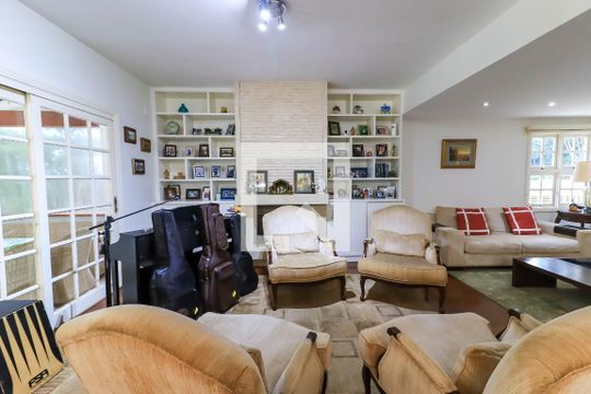 Sala de casa de condomínio à venda com 4 quartos, 581m² em Residencial Morumbi, São Paulo