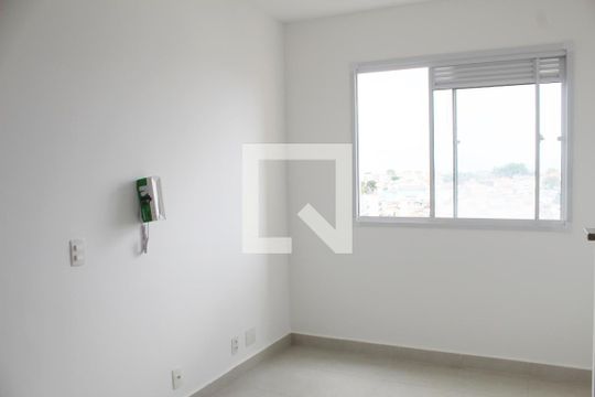 Sala/Cozinha de apartamento para alugar com 2 quartos, 32m² em Vila Nova Curuçá, São Paulo