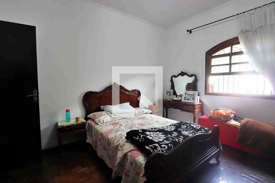 Quarto 1 de casa à venda com 3 quartos, 210m² em Utinga, Santo André