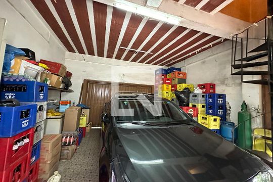 Garagem de casa à venda com 3 quartos, 196m² em Santos Dumont, São Leopoldo