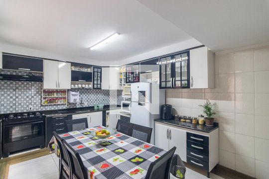 Cozinha de casa para alugar com 4 quartos, 206m² em Centreville, Santo André