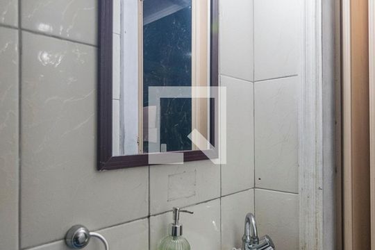 Lavabo de casa para alugar com 4 quartos, 206m² em Centreville, Santo André