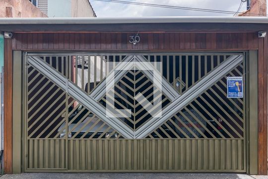 Fachada de casa para alugar com 4 quartos, 206m² em Centreville, Santo André