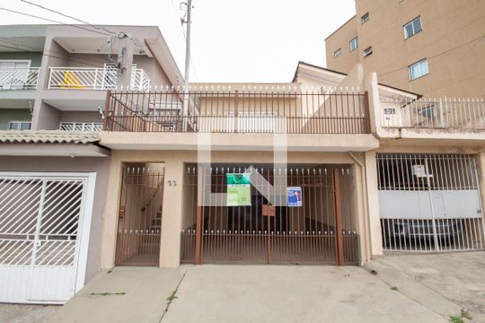Fachada de casa à venda com 3 quartos, 151m² em Bela Vista, Osasco